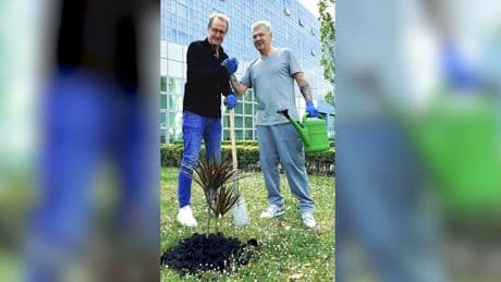 Wie Kimmich!  - Darum pflanzen Effe & König einen Baum