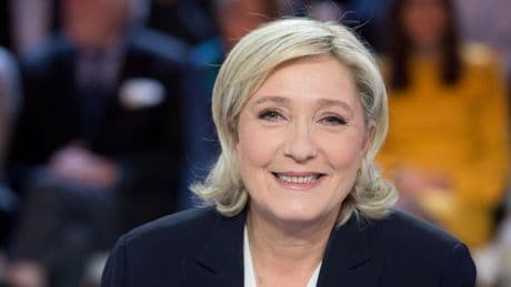 SONDAGE - Législatives : le RN largement en tête devant la gauche en cas de nouvelle dissolution, les macronistes en grande difficulté