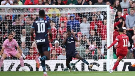 Crystal Palace y Liverpool abren el telón inglés este domingo