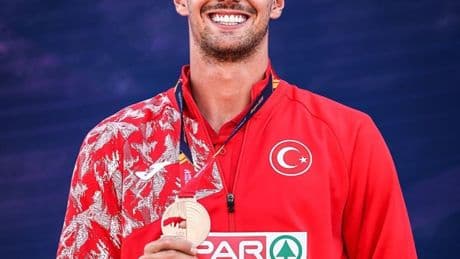 Milli atlet İsmail Nezir'den gümüş madalya!