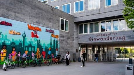 Ausländerbehörde Berlin: Hier wird entschieden, wer in Deutschland bleiben darf und wer nicht