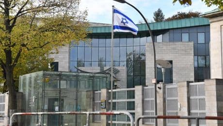 Israelische Botschaft geschlossen – Bundesregierung erhöht Schutz jüdischer Einrichtungen
