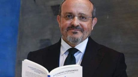 «¿Por qué el PP vasco y el catalán son una trituradora humana de líderes?»