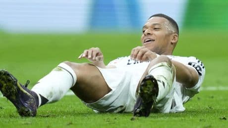 Las redes estallan tras el penalti señalado al Real Madrid: "Juegan con otras reglas"