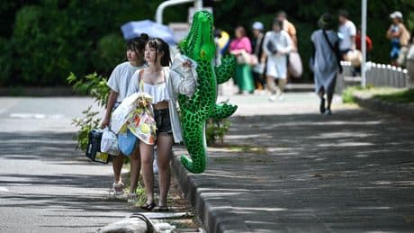 Tsunami-alerts in Grote Oceaan na zeer zware aardbeving in Rusland, miljoenen mensen geëvacueerd