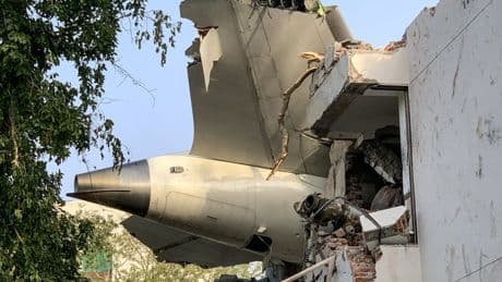 The videos that could show why Air India plane crashed, according to experts