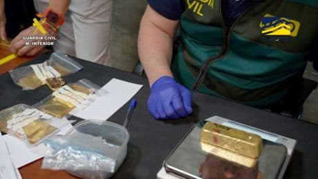 Desarticulada una red que utilizaba empresas del Parque Joyero para legalizar oro ilegal