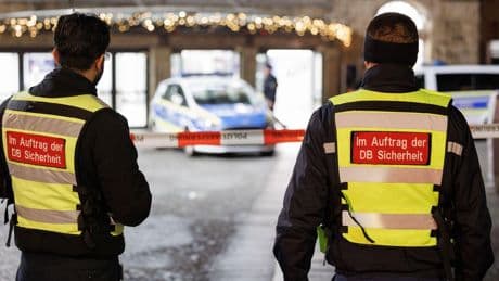 Golf van jihadistisch geweld, ook extremistische jeugdgroep opgepakt: ’Duitsland voor de Duitsers’