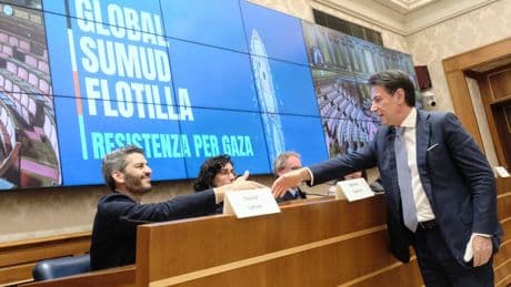 La sinistra si imbarca con la Flotilla