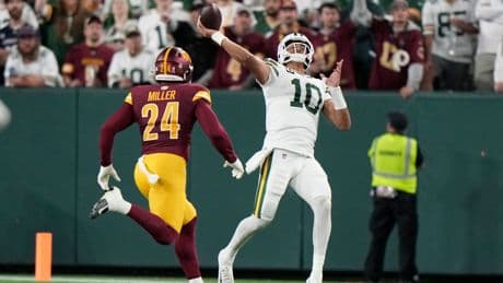Green Bay Packers hold off Washington Commanders 27-18