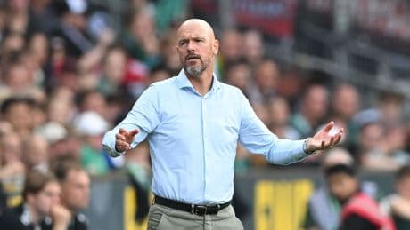 Fußball-Bundesliga: Nach Blitz-Beurlaubung: Ten Hag schimpft auf Bayer-Führung