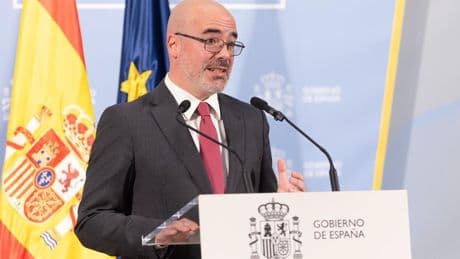 El juez Peinado imputa al delegado del Gobierno en Madrid por la contratación de la asistente de Begoña Gómez