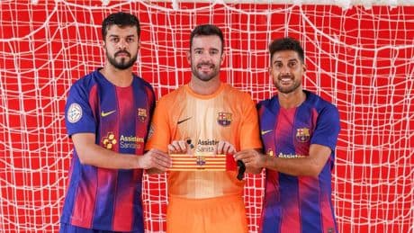 Dídac Plana coge el testigo de la capitanía en el Barça