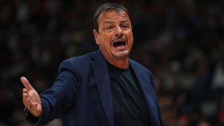 Yunan taraftarlardan Türkiye'ye küfür: Ergin Ataman çılgına döndü!