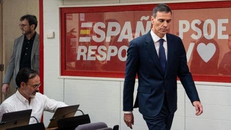 Miembros del núcleo duro de Sánchez dudan de su continuidad: "Es como si se le hubiera acabado la magia"