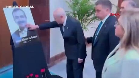 Devlet Bahçeli Sırrı Süreyya Önder'in taziye programına katıldı