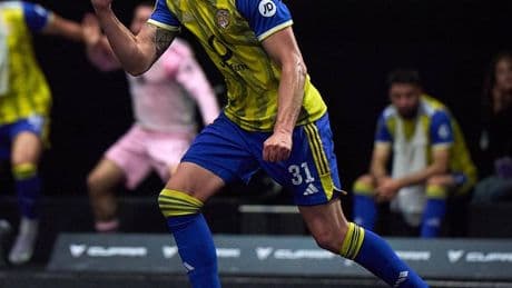 Nico Czichi lebt für den Fußball: Zwischen Kings League, Selbstständigkeit und bald auch Landesliga-Fußball