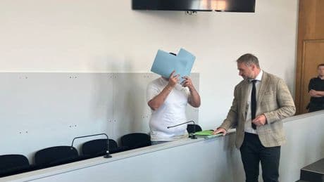 Prozessauftakt am Landgericht Mönchengladbach: Millionenbetrug mit Corona-Tests – „Ich kaufte mir eine Rolex und zockte in Casinos“