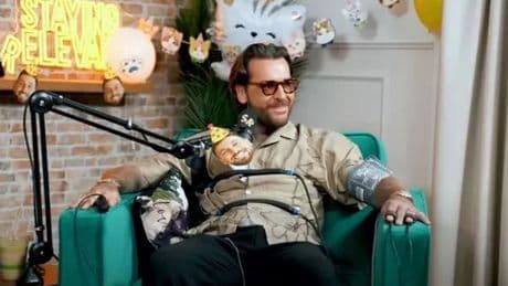 Pete Wicks 'in secret romance' as he admits he's 'in love' with mystery woman