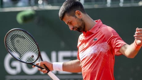 Bereikt Novak Djokovic dan toch nog één keer zijn topvorm? Serviër naar finale in Genève