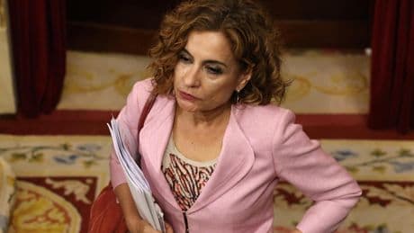 España pide negociar con Trump ante la amenaza arancelaria
