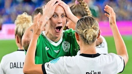 DFB-Torhüterin Ann-Katrin Berger: „Opa, das war für dich“