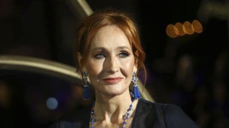 J.K. Rowling desoye al Supremo británico y celebra la sentencia sobre el término “mujer”