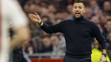 Ajax puan kaybetti, PSV liderliği aldı