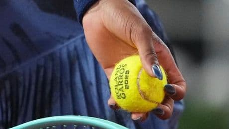 La seconde vie des petites balles jaunes de Roland-Garros