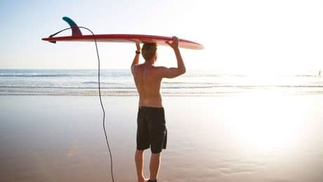Man goes surfing and looks completely different when he returns after big mistake