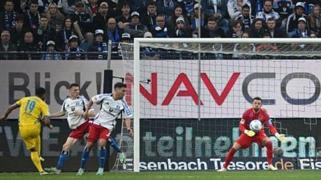 2. Fußball-Bundesliga: 2:4 gegen Braunschweig: HSV stolpert im Aufstiegsrennen