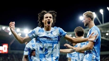 ’Heel lekker spelertje’ verovert Galgenwaard nu al: ’Ik ben daar niet echt moeilijk in’