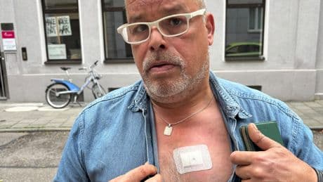 Opfer von Messer-Attacke spricht bei BILD - Sie schrie „Schlange“, dann stach sie zu