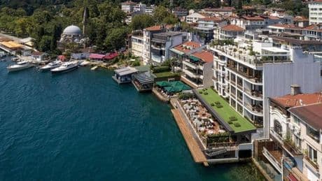 Zenginlerin kaçak yapıları milli güvenlik derdimiz oldu