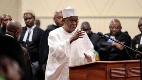 Le Cameroun, pays où l’alternance politique reste “constamment piégée”