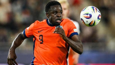 Uitschakeling Jong Oranje dreigt op EK ondanks groot aantal kansen: ’Ik denk niet dat ik ga slapen vannacht’
