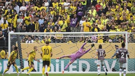 Fußball: Dortmund startet mit Remis in die Klub-WM