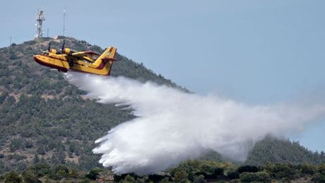 Brand: Großbrand tobt auf griechischer Insel - 16 Orte evakuiert