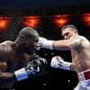 KIJK. Wat een overmacht: Oleksandr Usyk is voor tweede keer onbetwist bokskampioen na magistrale knock-out