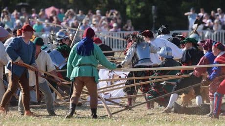 Bauernschlacht: Schlacht-Nachstellung lockt Tausende nach Bad Frankenhausen