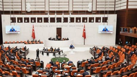 KHK'da değişiklikleri de içeren kanun teklifinin ilk 7 maddesi kabul edildi