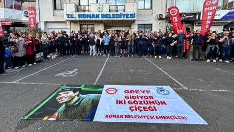 Konak Belediyesinde anlaşma sağlanamadı, işçiler tam gün iş bıraktı