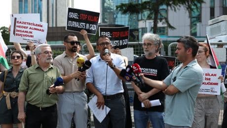 Basın meslek örgütlerinden İsrail Konsolosluğu önünde protesto