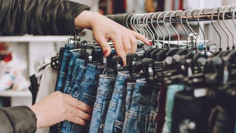 Gaspillage alimentaire, fast fashion... L’Union européenne s’attaque officiellement à ses déchets