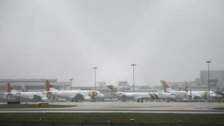 Detienen a una mujer con un millón de dosis de heroína en el aeropuerto de Lisboa
