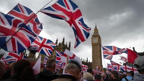 London: Britische Regierung rügt Aussagen von Elon Musk auf rechter Demo