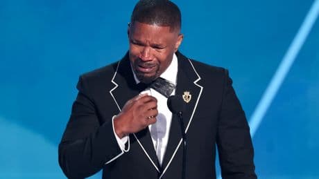 El llanto desconsolado de Jamie Foxx por su enfermedad: &quot;Podía haber estado en el &#039;in Memoriam&#039; este año&quot;