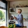 Veel slimme toestellen in huis: hoe vermijd je een overbelast wifinetwerk? En welk abonnement is daarbij ideaal?
