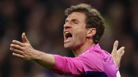 Müller, entre la retirada y la MLS