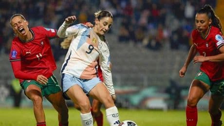 España, con la única novedad de Esther ante Bélgica